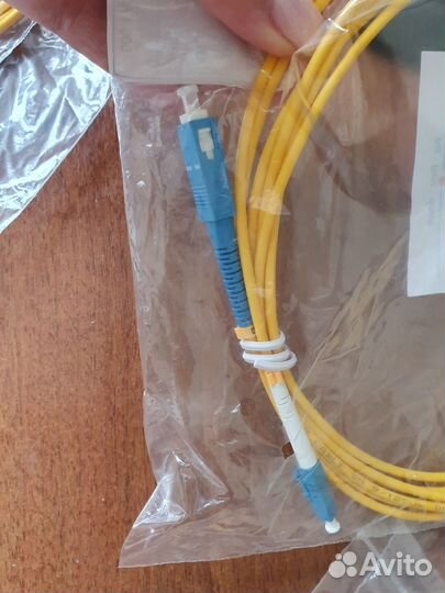 Оптический патч-корд SNR PC-LC/UPC-SC/UPC 3м 9/125