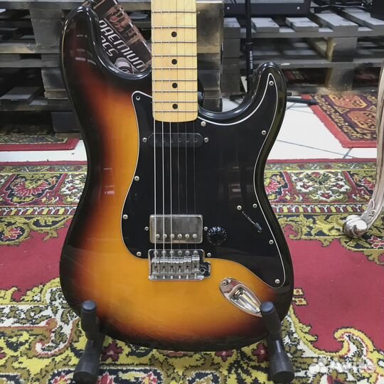 Электрогитара Fender Stratocaster HS Sunburst 2002