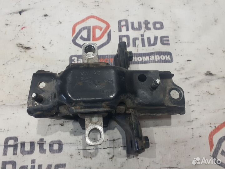 Skoda Fabia 2 1.2 МКПП подушка кпп