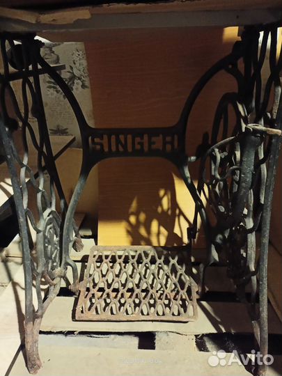 Станина от швейной машины Singer