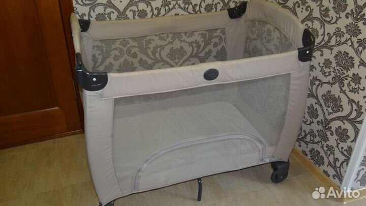 Кровать-манеж Graco Contour Electra Travel