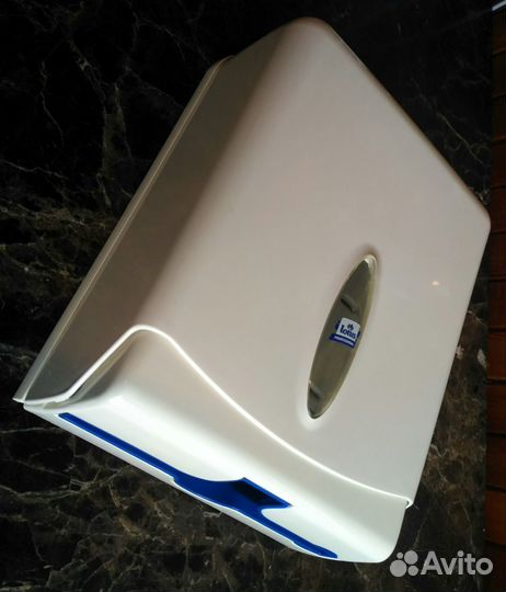 Диспенсер Lotus Marathon для лист.бум.пол