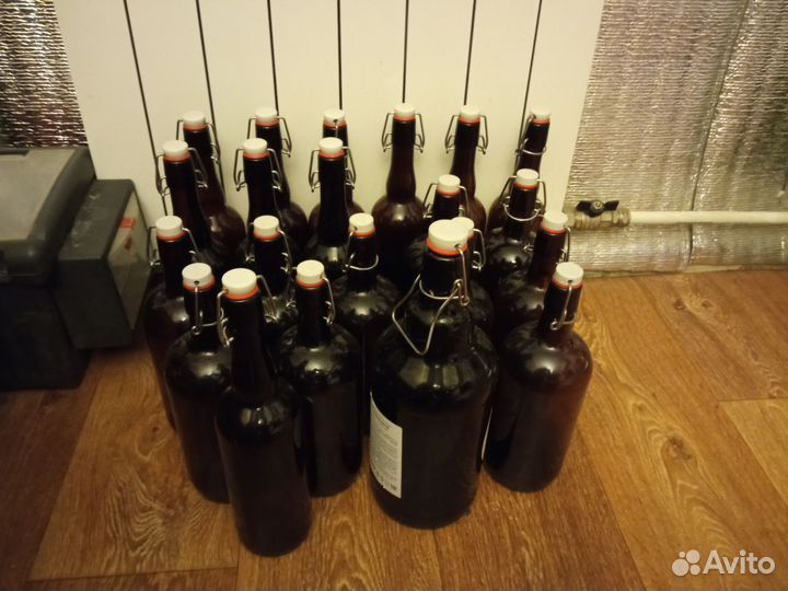 Бутылки с бугельной пробкой