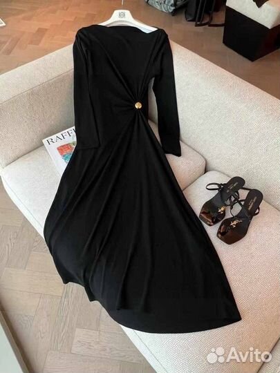 Платье женское Loewe