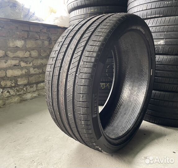 Pirelli P Zero PZ4 315/30 R23 108Y