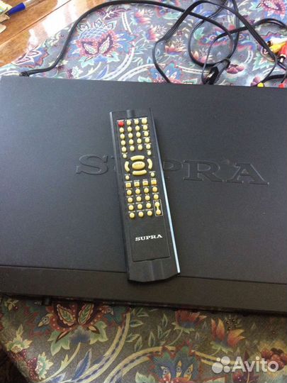 DVD-проигрыватель supra