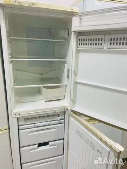 Холодильник Stinol 102ER