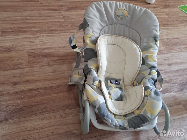 Шезлонг детский chicco