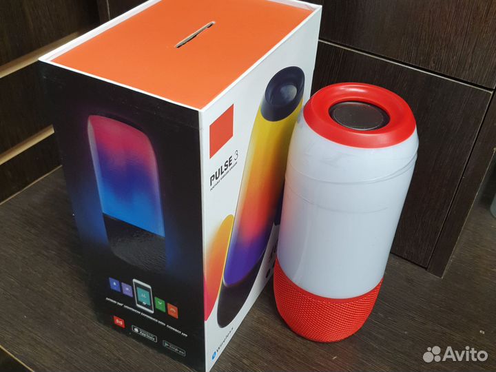 Блютуз колонка беспроводная светится