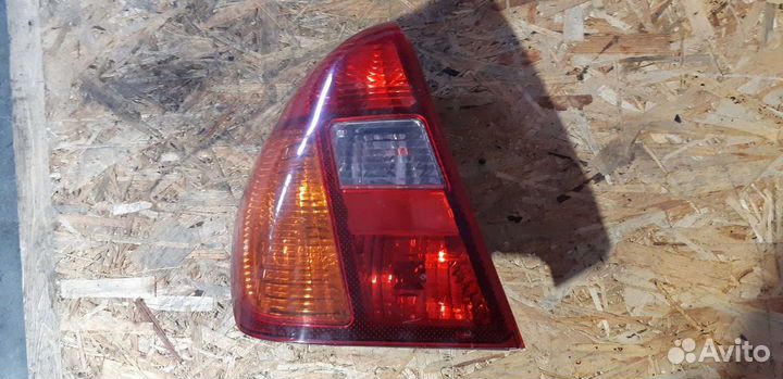 Фонарь задний наружный левый Renault