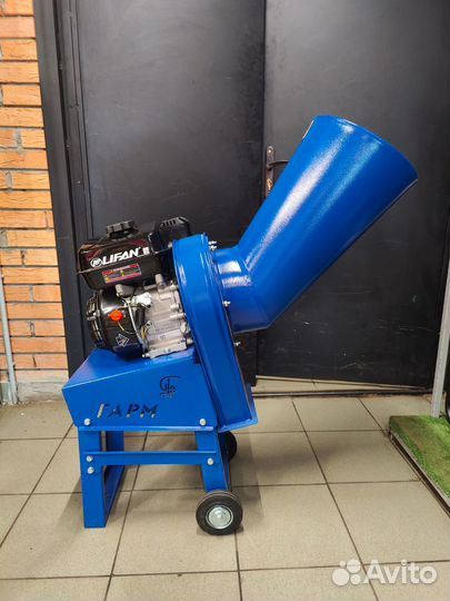 Измельчитель гармтех бенз/ для травы и листьев