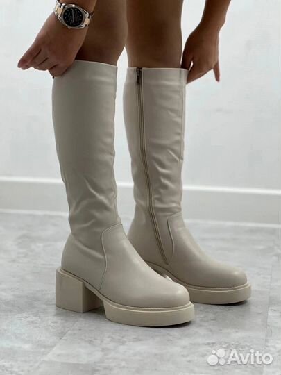 Зимние женские сапоги 39