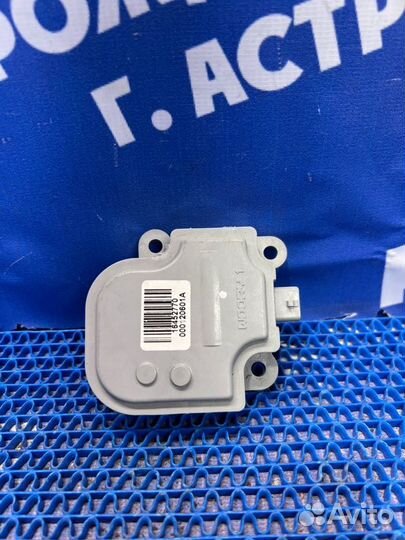 Моторчик заслонок отопителя Chevrolet Aveo T300