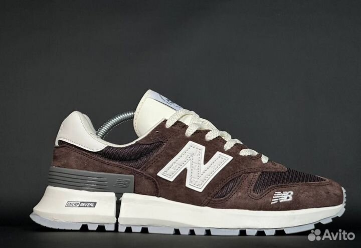 Кроссовки New Balance 1300