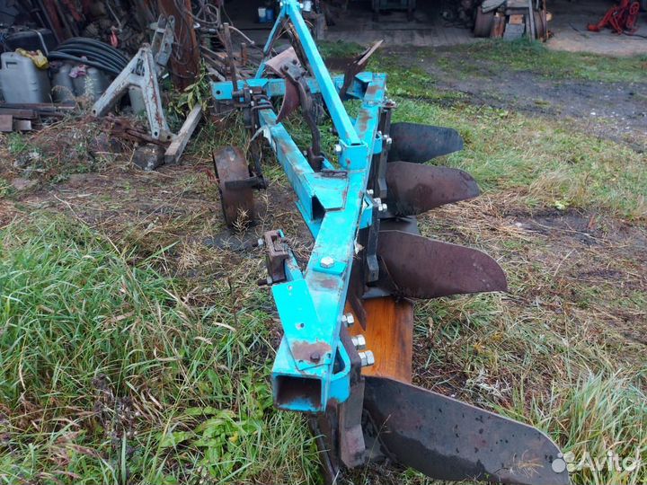 Плуг 4 х лемешковый новый