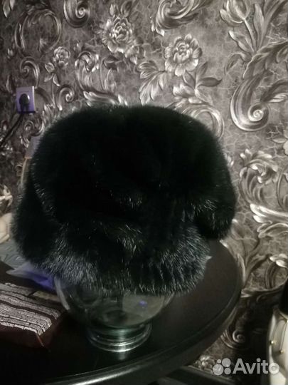 Шапка берет норковый