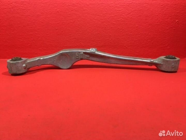 Рычаг подвески верхний задний левый Nissan Qashqai