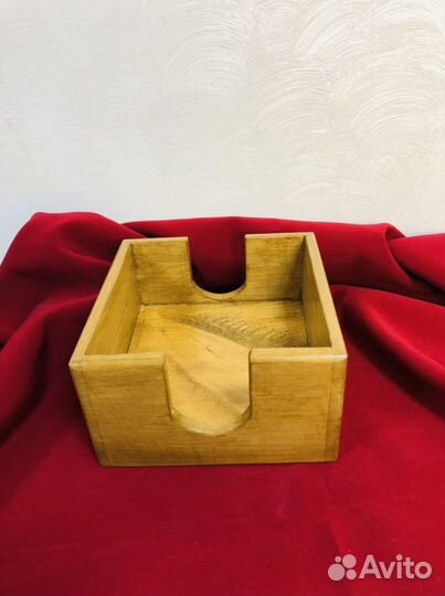 Салфетница деревянная