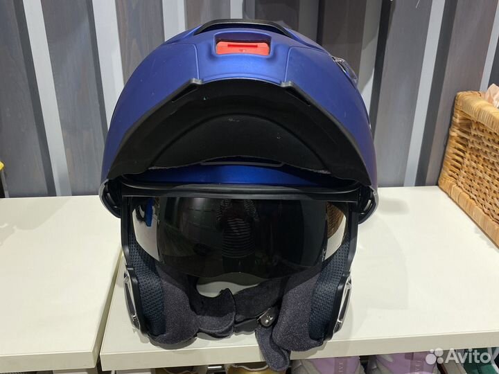 Мотоциклетный шлем shoei neotec 2