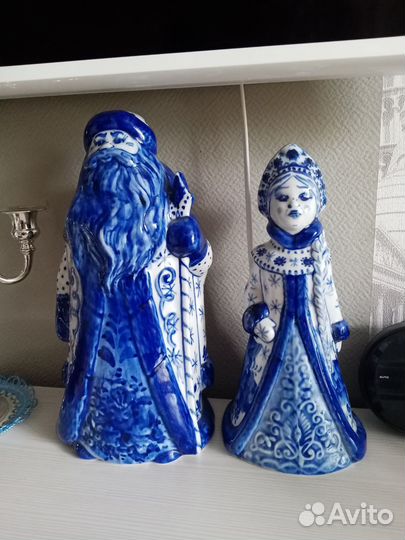 Дед мороз и снегурочка гжель