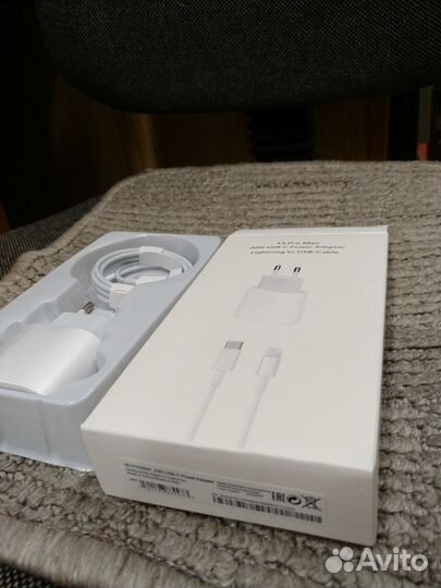 Блок для зарядки iPhone