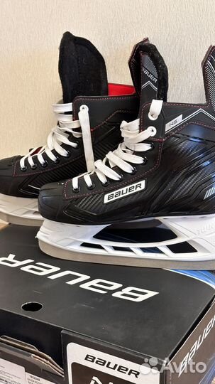 Хоккейные коньки Bauer