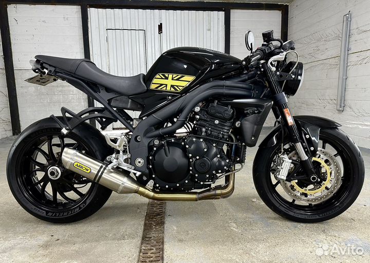 Triumph Speed Triple 1050 с ндс 20