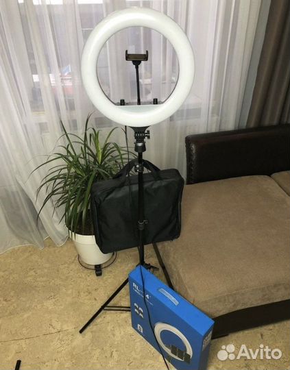 Кольцевая лампа 36см профессиональная