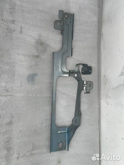 Кронштейн (крепление) Mercedes-Benz GLC-Класс