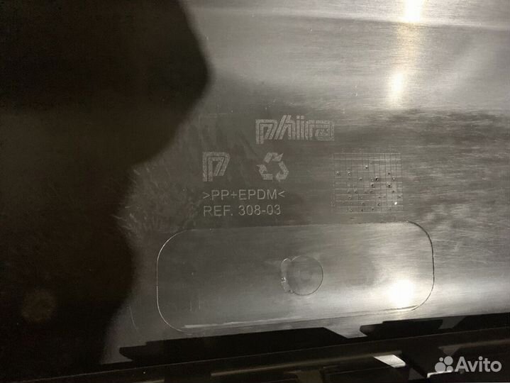 Бампер задний Peugeot 308