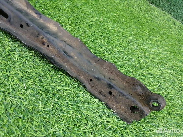Балка под двс левая Lexus Nx200 AYZ15 2018