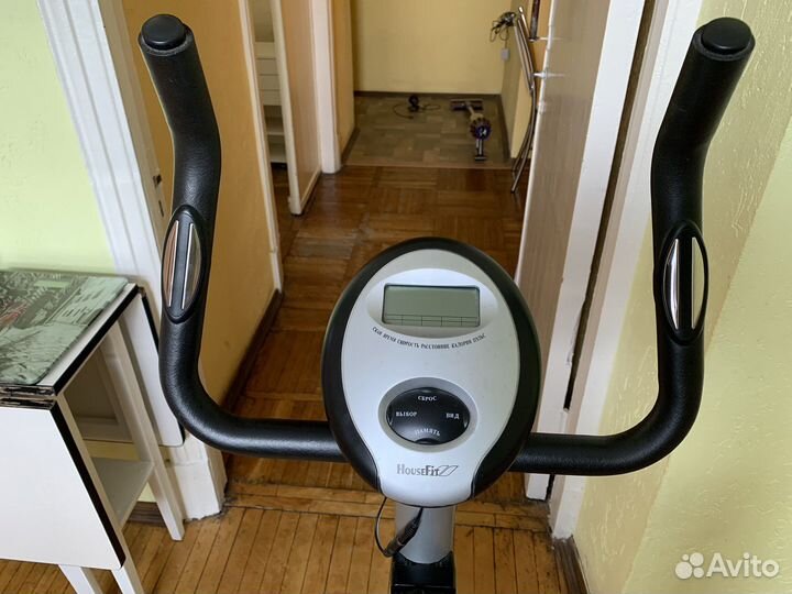 Велотренажер б/у HousFit