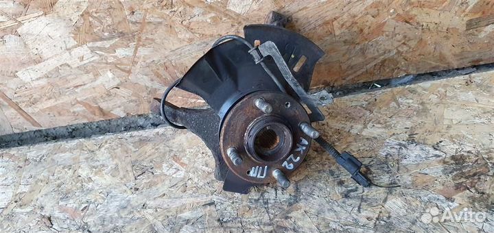 Кулак поворотный передний правый Hyundai i20 2008