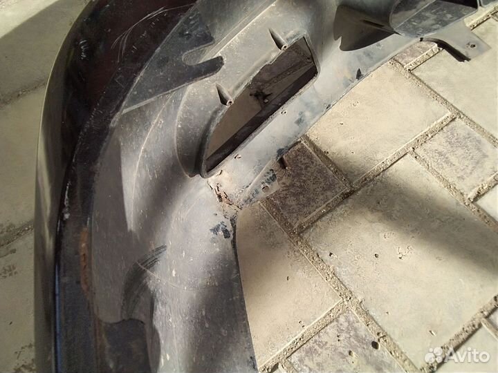 Передний бампер акцент