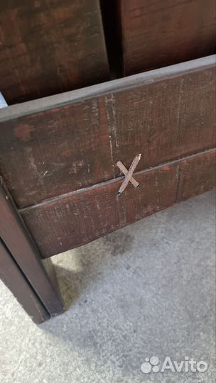 Кресло с замшевыми подушками