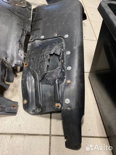 Нижний пластик Arctic Cat crossfire 800