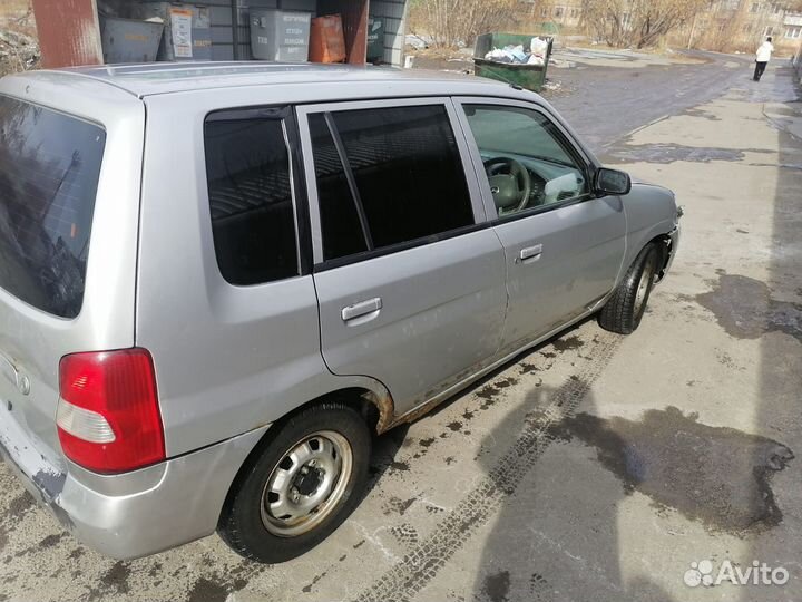 Автомобиль в разбор Mazda Demio