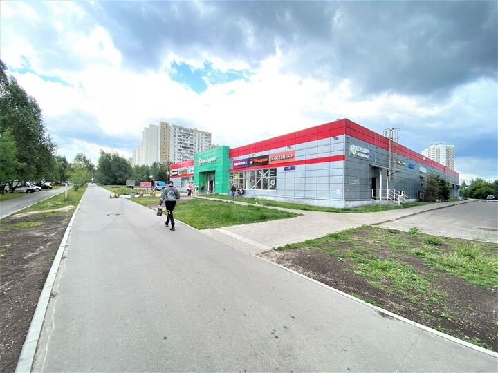 Торговые площади в ТЦ 9 и 60м²