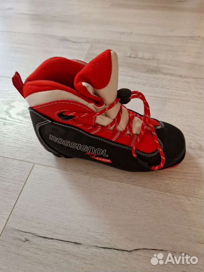 Лыжные ботинки