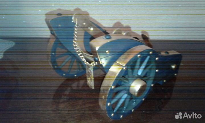 Подставка для бутылоки. Для фото и аудио кассет