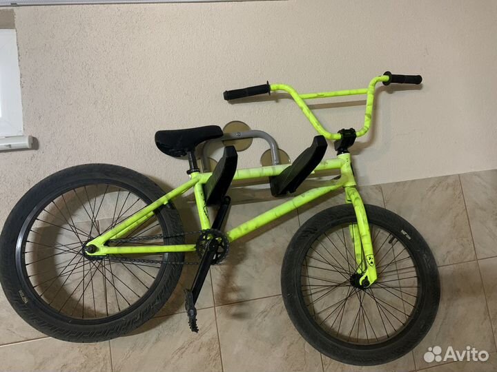 Трюковой велосипед BMX