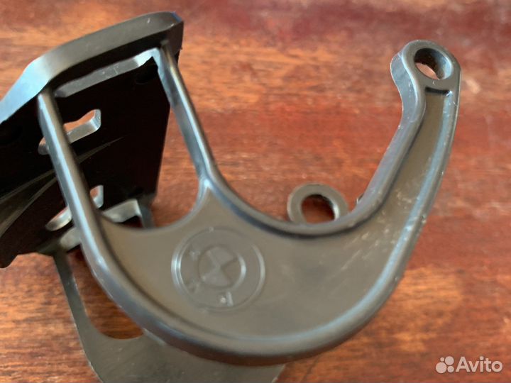 Комплект рычаг с крыш. омыв-ля bmw f10 дорест пр