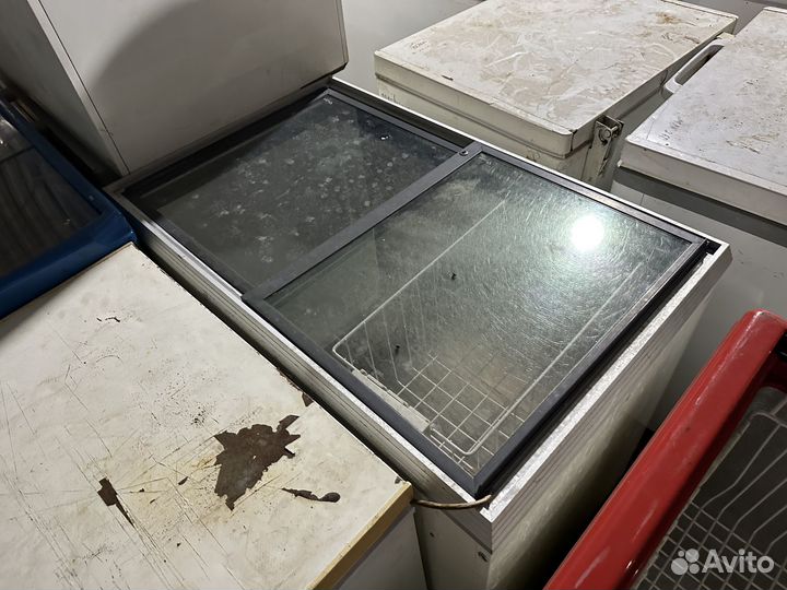 Ларь морозильный Caravell 335-930-10