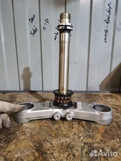 Yamaha Fjr1300 нижняя траверса 2006-22