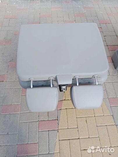 Передние сидения от volkswagen transporter t5