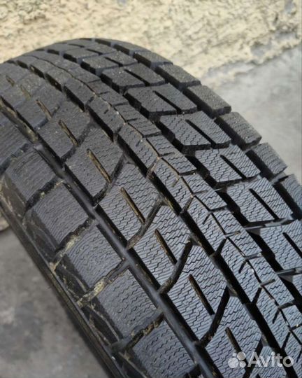 Dunlop Winter Maxx SJ8 235/65 R18 106R