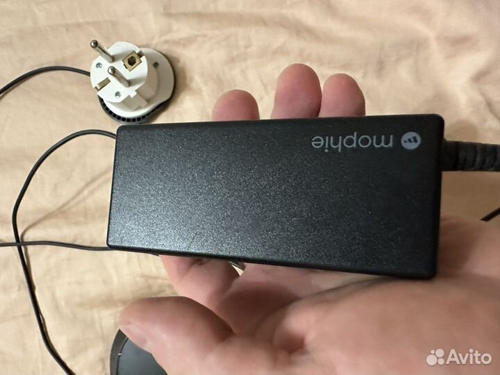 Беспроводная зарядка для iPhone mophie