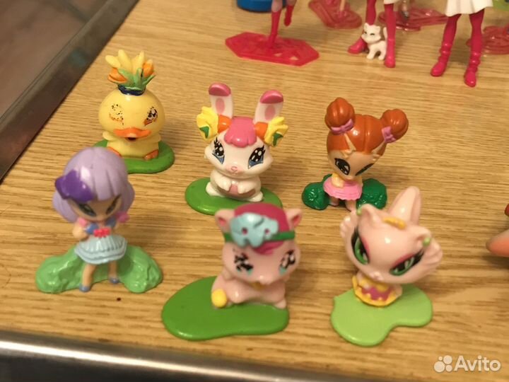 Коллекция киндеров барби,винкс,принцессы Диснея