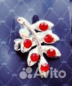 Брошь веточка