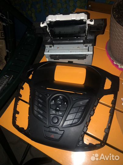 Мультимедиа с блоком управления Ford Focus